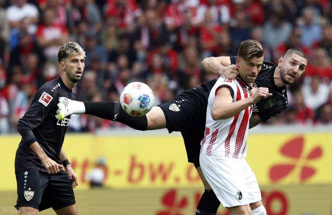 3-1大冷门，德甲第18逆转德甲第8，5分钟扳2球，第92分钟杀死比赛